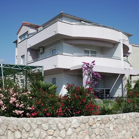 Apartments Resman 沃迪切 外观 照片