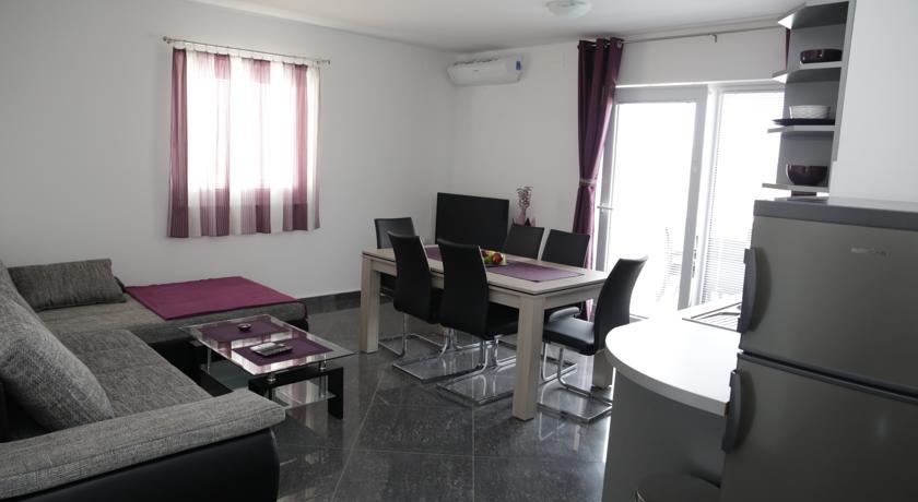 Apartments Resman 沃迪切 客房 照片