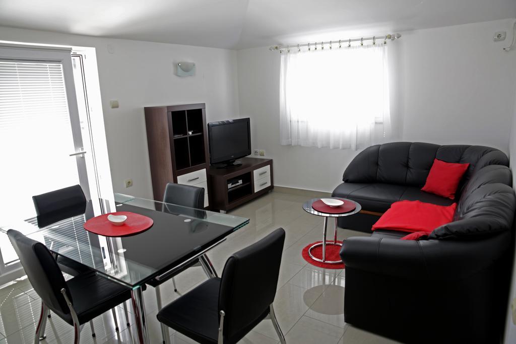 Apartments Resman 沃迪切 客房 照片