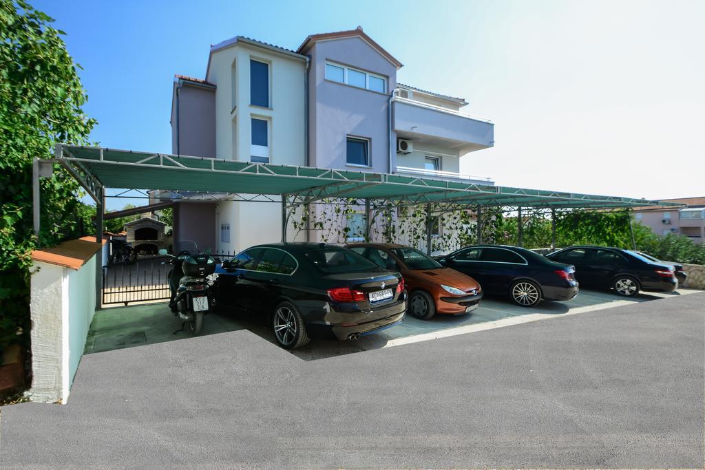 Apartments Resman 沃迪切 外观 照片