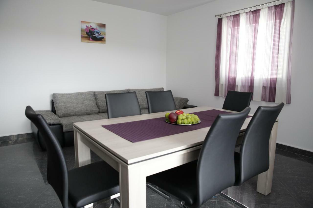 Apartments Resman 沃迪切 客房 照片
